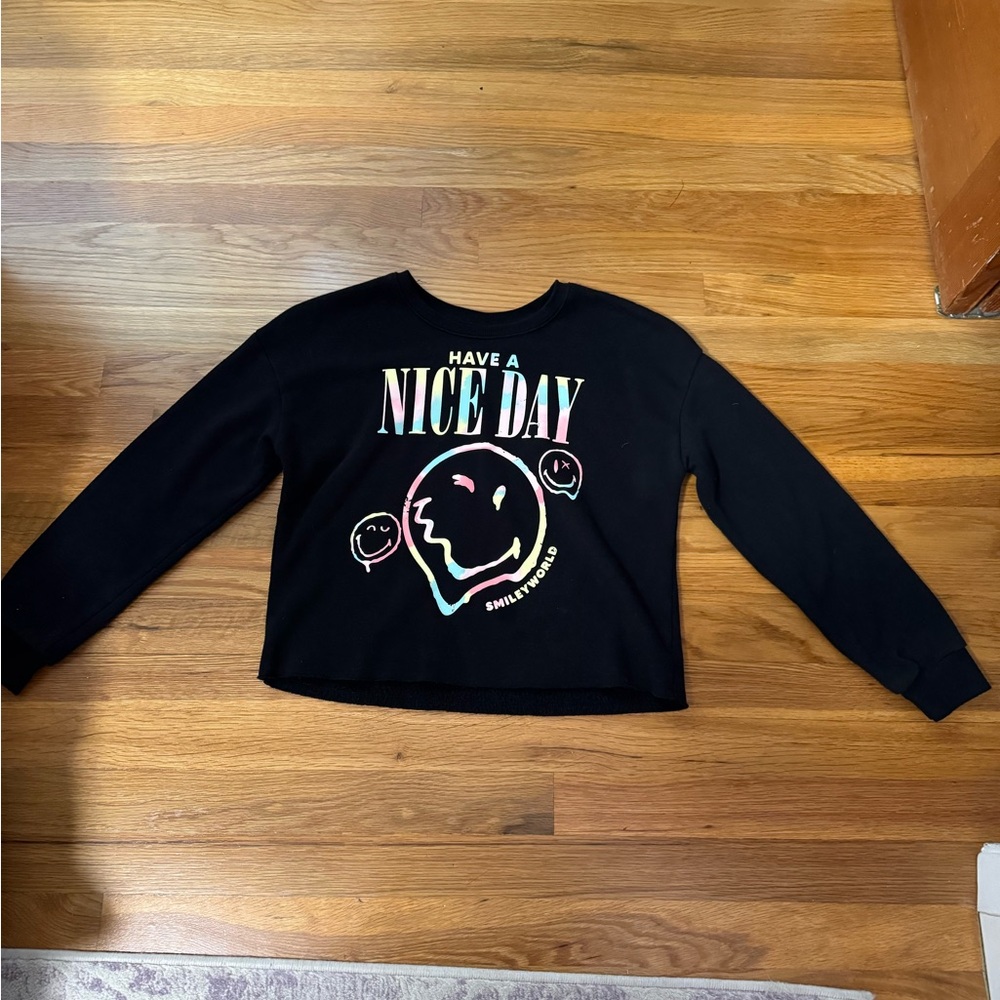 Black Smiley Face Cropped Sweatshirt